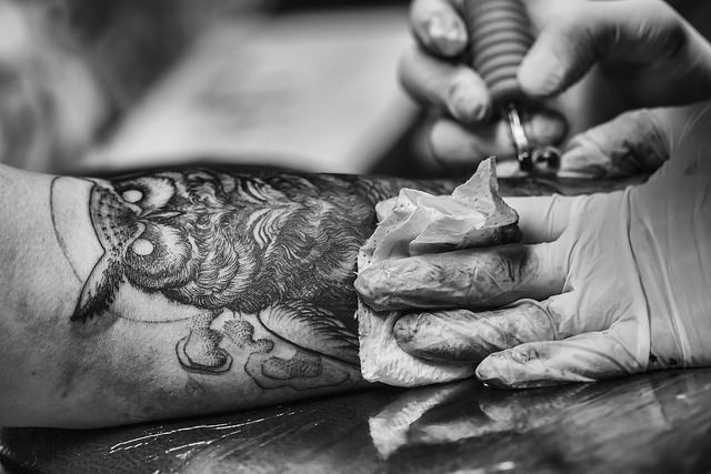 Tattoo numbing creams will last up to 2-3 hours