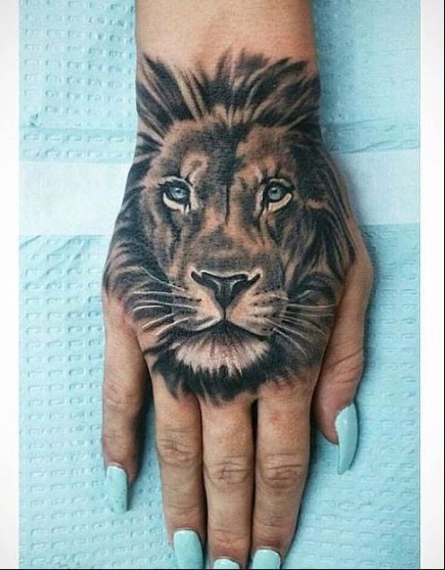 Photo-Realism Lion Tattoo