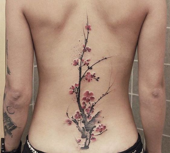 pretty-spine-tattoos