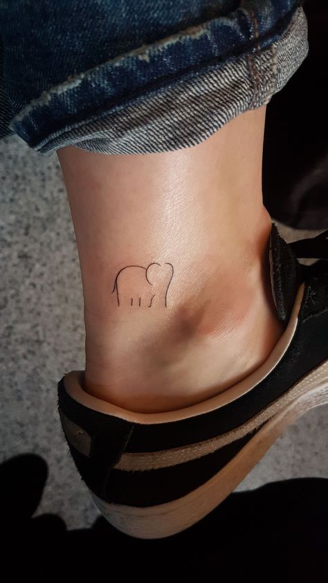 Cutest-Small-Elephant-Tattoo-Designs