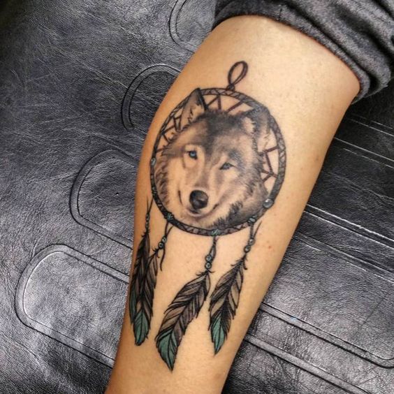 wolf-dreamcatcher-tattoos