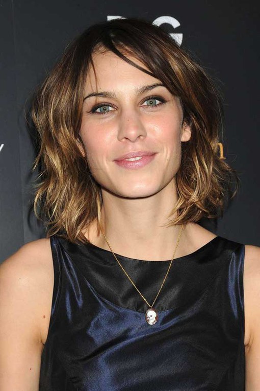 short hairstyles for wavy hair