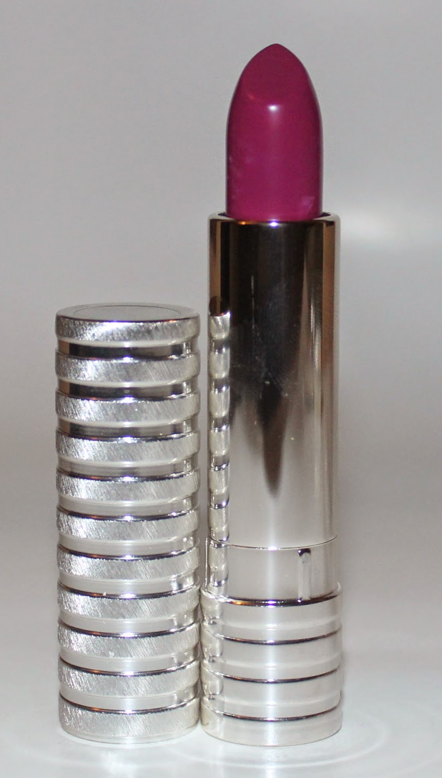 dark plum lipstick