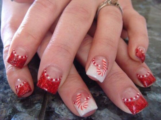 30 Christmas Nail Designs For a Festive Holiday - Part 19