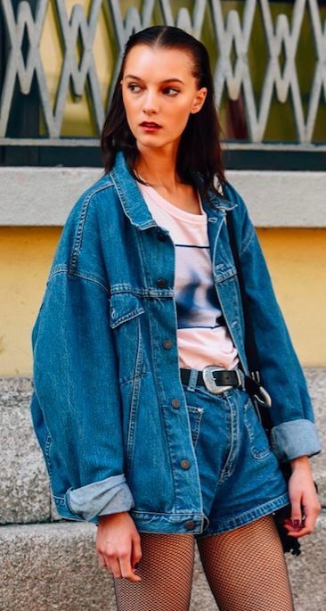 35 Cute 90s Outfits That Made A Huge Comeback!