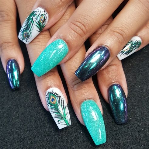 chrome nails peacock