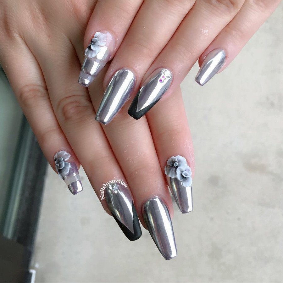 chrome nails silver flower
