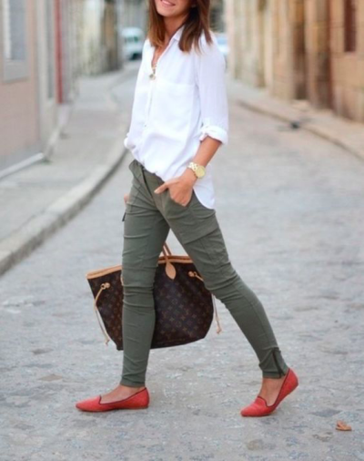 khaki college outfit