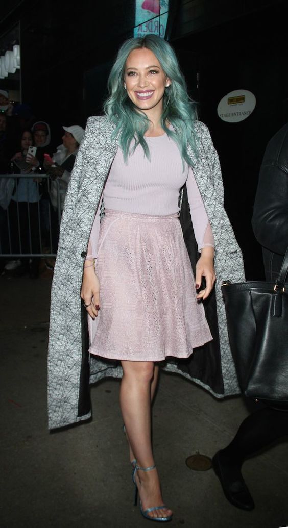 pastel outfit hilary duff