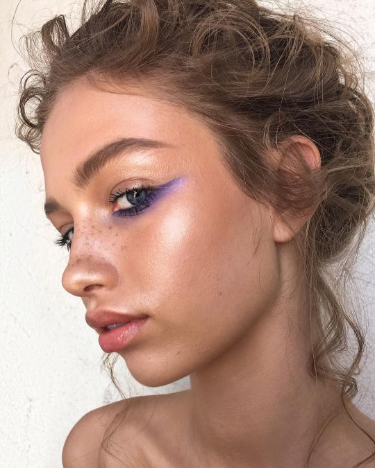 summer-makeup-youthful-lavender