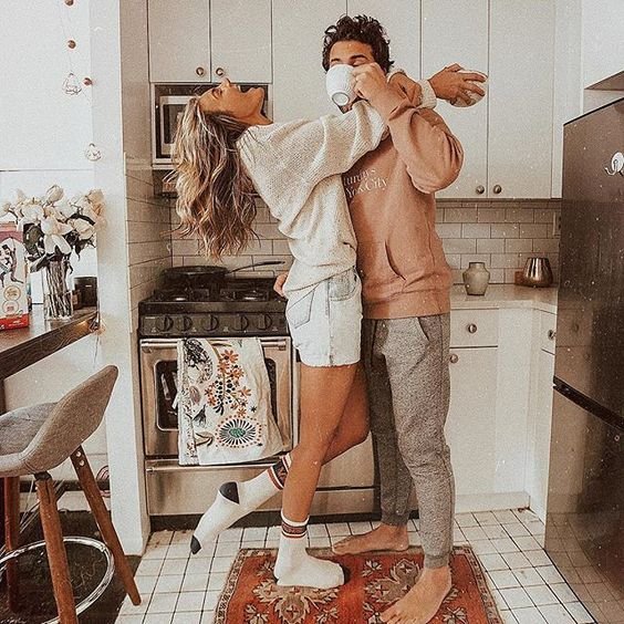 funny-couple-girlterestmag