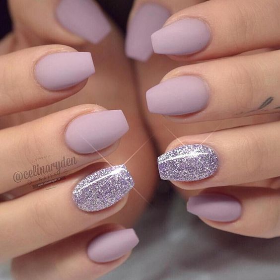 Purple Nail Designs – Matte Lavender with Statement Nail