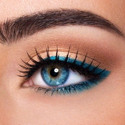 Neon Blue Eyeliner for Blue Eyes