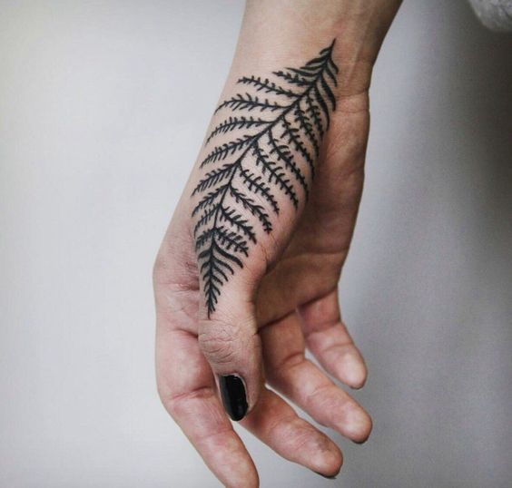 Hand Tattoos for Women – Fern Frond
