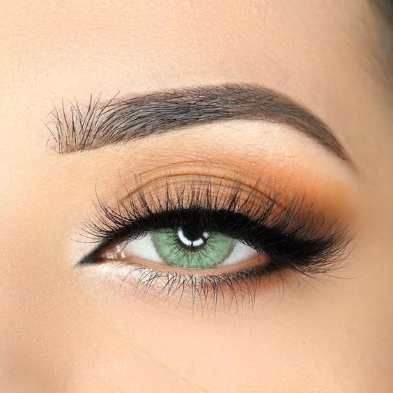 Smokey Eye Make-Up – Subtle Burnt Orange