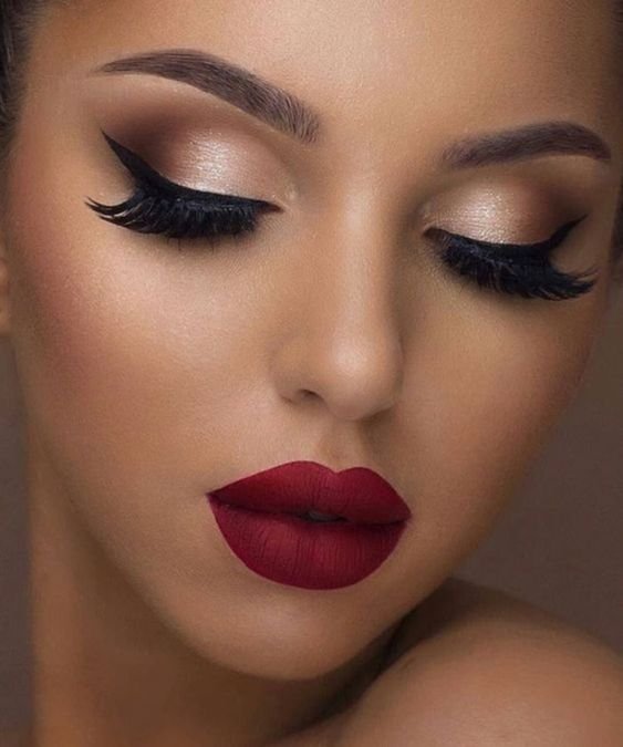 Bridal Make-up – Flicked Eye Liner and Red Lip