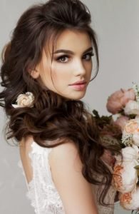 smokey eyes pink lips