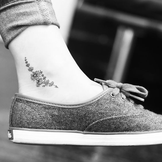 ankle-bouquet-daisy-flower-tattoo | girlterestmag