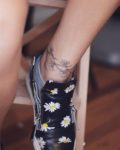 ankle-daisy-flower-tattoo