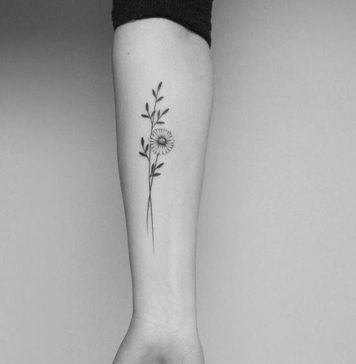 delicate-daisy-flower-tattoo