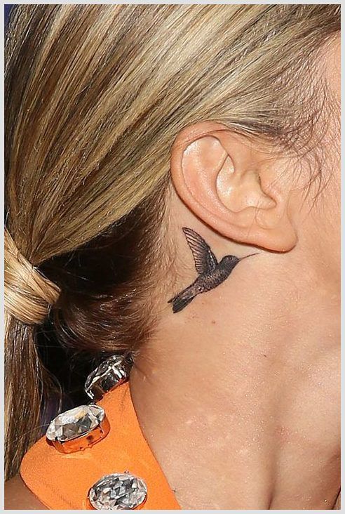 bee-behind-the-ear-tattoo