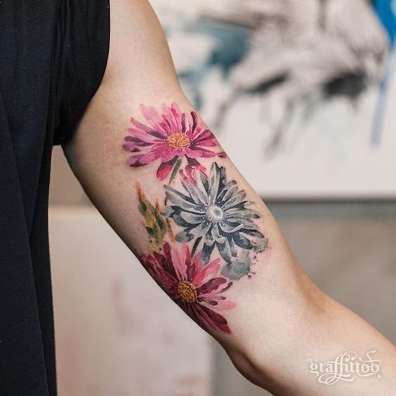 33 Lovely Daisy Tattoo Ideas